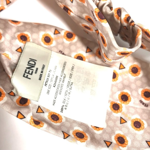 FENDI FXT010 Hair Flower Headband Silk Women's Grey - Picture 6 of 6
